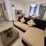 Seaview Family Pool & Mamaia Nord Năvodari