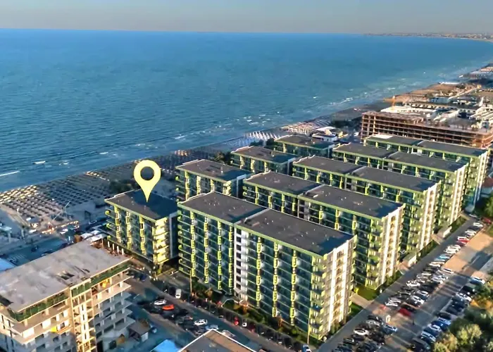 Seaview Family Pool & Mamaia Nord Apartment *