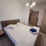 Seaview Family Pool & Mamaia Nord Lägenhet Năvodari