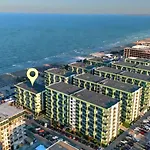 Seaview Family Pool & Mamaia Nord Lägenhet *