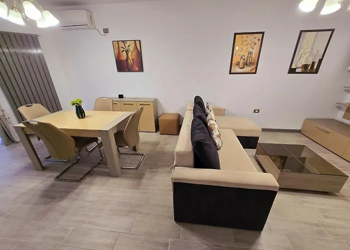 Apartment Seaview Family Pool & Mamaia Nord *