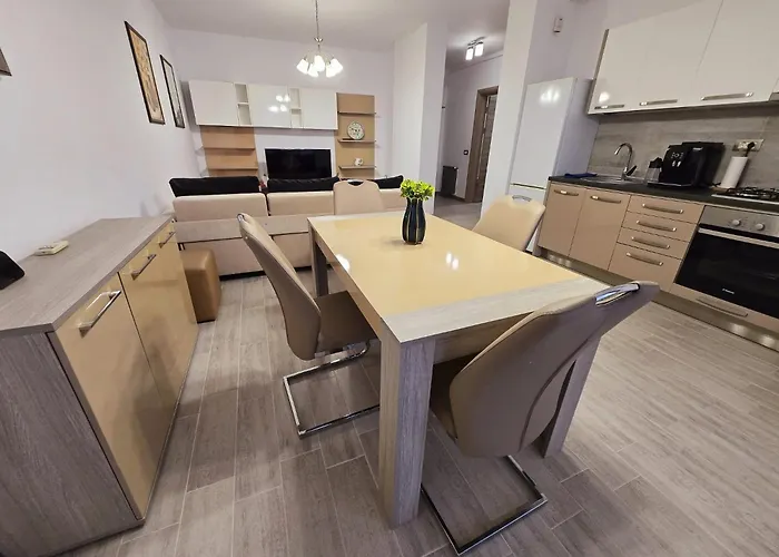 Seaview Family Pool & Mamaia Nord